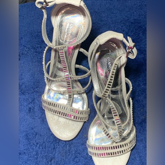 Gianni Bini Shoes - Gianni Bini Heels